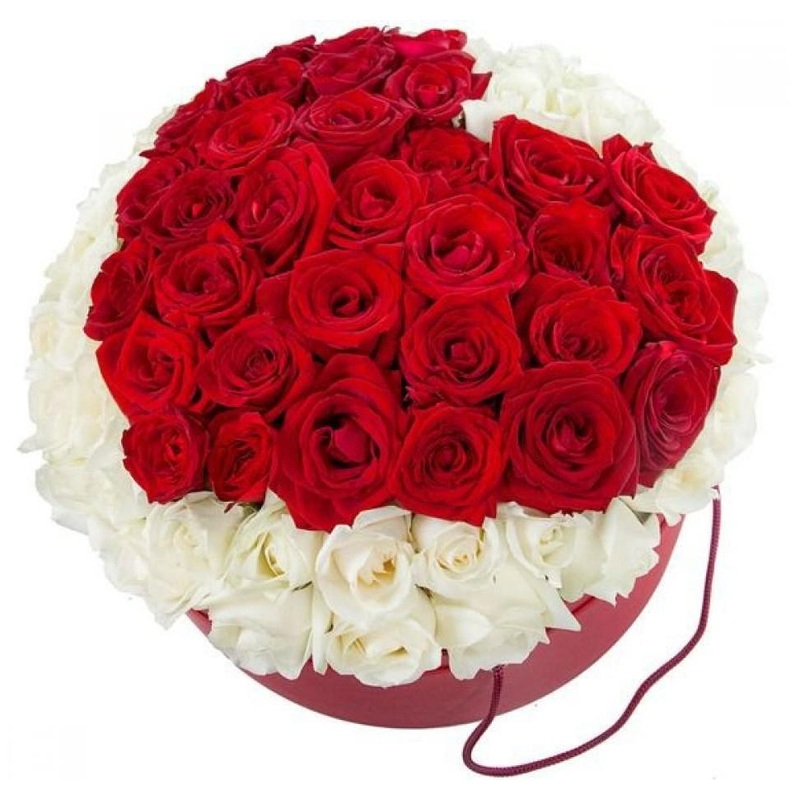 Luxury Red Roses Heart in Box-Small (50 stems) & Regular (60 stems) & Large (80 stems) & Luxury (100 stems) & Glamour (120 stems) & Exclusive Glamour (140 stems) & Premium (160 stems) & Premium Extra (180 stems) & Posh (200 stems)-Hat Box & Heart Box & Sq