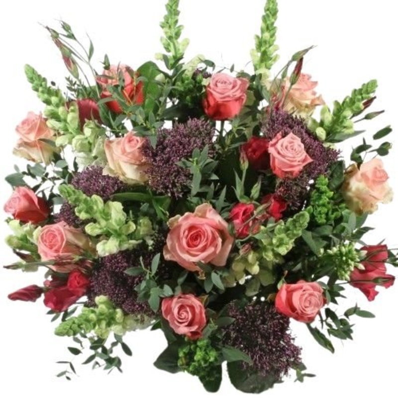 Vintage Garden Roses Bouquet-Small (25 stems) & Medium (30 stems) & Regular (35 stems) & Large (40 stems) & Extra Large (50 stems) & Luxury (65 stems) & Glamour (80 stems) & Exclusive Glamour (100 stems)