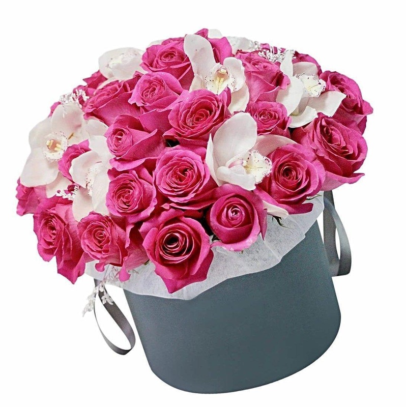 Meridian Roses Box-Small (15 stems) & Regular (25 stems) & Large (35 stems) & Extra Large (50 stems) & Luxury (60  stems) & Glamour (85 stems) & Exclusive Glamour (100 stems) & Premium (140 stems) & Premium Extra (160 stems) & Posh (200 stems)-Hat Box & S