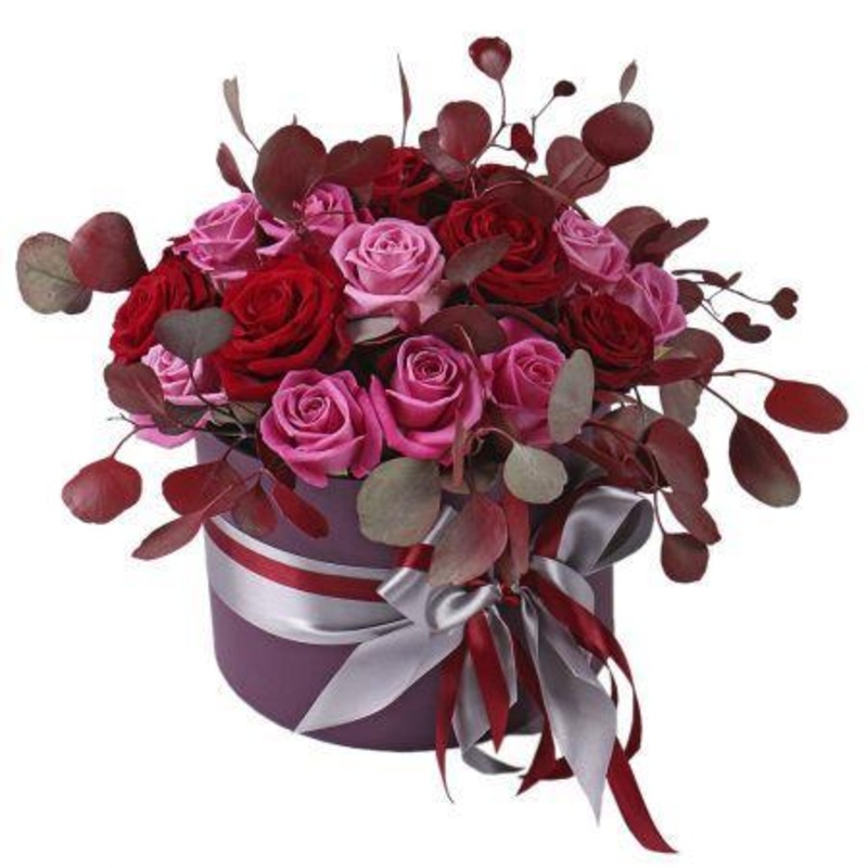 Winter Roses Box-Small (15 stems) & Regular (25 stems) & Large (35 stems) & Extra Large (45 stems) & Luxury (55 stems) & Glamour (65 stems) & Exclusive Glamour (75 stems) & Premium (90 stems) & Premium Extra (120 stems) & Posh (150 stems)-Hat Box & Heart