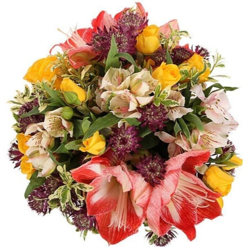 Crimson & Gold Elegance Bouquet