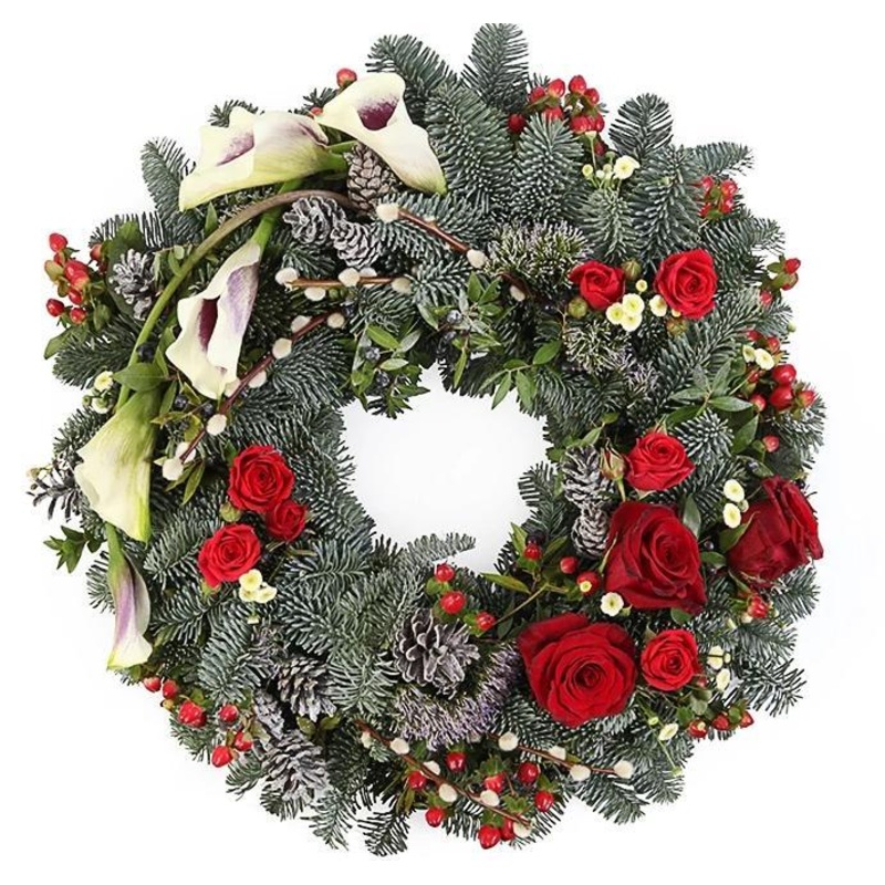 Red Roses Festive Christmas Wreath
