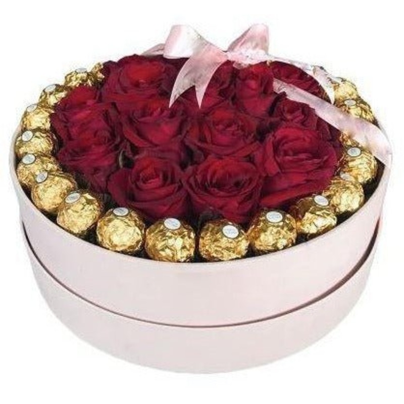 A Box of Roses and Chocolates-Small (9 Roses +  16 Chocolates) & Large (25 Roses +  28 Chocolates) & Glamour (35 Roses +  30 Chocolates) & Exclusive (45 Roses + 34 Chocolates) & Exclusive Glamour  (60 Roses + 46 Chocolates) & Luxury (75 Roses + 54 Chocola