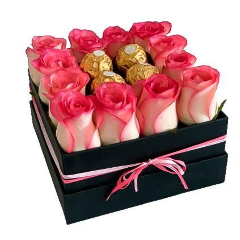 Blush Roses with Chocolate-Small (8 Roses + 1 Chocolate) & Medium (12 Roses + 4 Chocolate) & Large (16 Roses + 9 Chocolate) & Extra Large (20 Roses + 16 Chocolate) & Luxury (24 Roses + 25 Chocolate) & Glamour (28 Roses + 36 Chocolate) & Exclusive Glamour