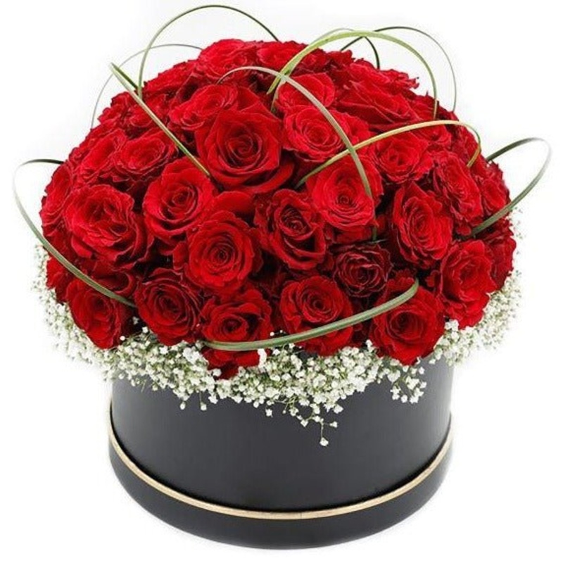 Red Queen Box-Small (10 stems) & Regular (20 stems) & Large (30 stems) & Extra Large (40 stems) & Luxury (60 stems) & Glamour (80 stems) & Exclusive Glamour (100 stems)-Hat Box & Heart Box & Square Box-Black & Red & Cream