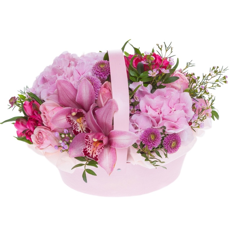Pink Feelings in a Basket-Extra Small (10 stems) & Small (15 stems) & Regular (20 stems) & Medium (25 stems) & Large (30 stems) & Extra Large (35 stems) & Luxury (45 stems) & Glamour (55 stems) & Exclusive Glamour (70 stems) & Premium (85 stems) & Premium