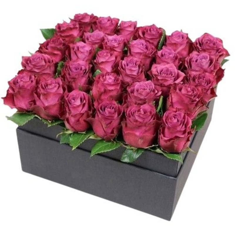 Pretty Cerise Roses Box-Medium (9 stems) & Large (16 stems) & Luxury (25 stems) & Glamour (36 stems) & Exclusive Glamour (49 stems) & Premium (64 stems) & Premium Extra (81 stems) & Posh (100 stems)-Square Box & Hat Box & Heart Box-BLACK & CREAM & GREEN