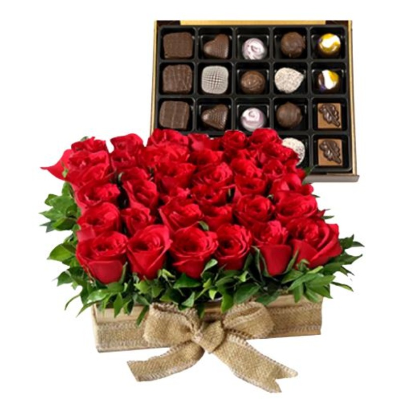 Roses Box with Chocolates Set-Red & Pink & White & Colourful-Lindt Swiss Luxury Selection Chocolate Box 195g & Ferrero Rocher 24 pieces & Lindt Creation Dessert Ballotin Assorted Chocolate Box 173g & Ferrero Rocher Collection 172.2g & Lindt Master Chocola