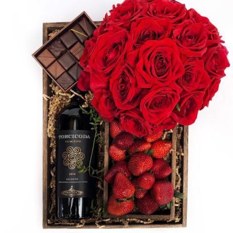 Ruby Love Luxury Gift Box-Red (20 stems) & Pink (20 stems) & White (20 stems) & Lavender (20 stems) & Orange (20 stems) & Peach (20 stems)-Apothic Cabernet Sauvignon Red Wine 75cl & Casillero Del Diablo Tempranillo Spain Red Wine 75cl & Couronne de Belgra