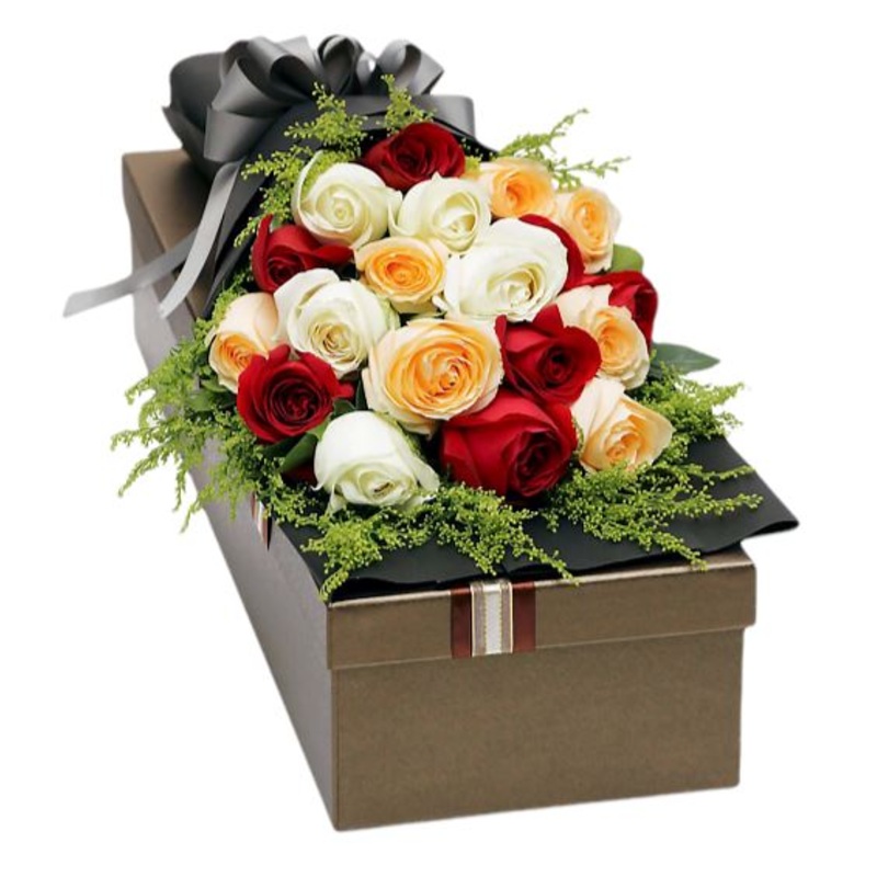 Luxury Box of Three Roses Colour with Solidago
