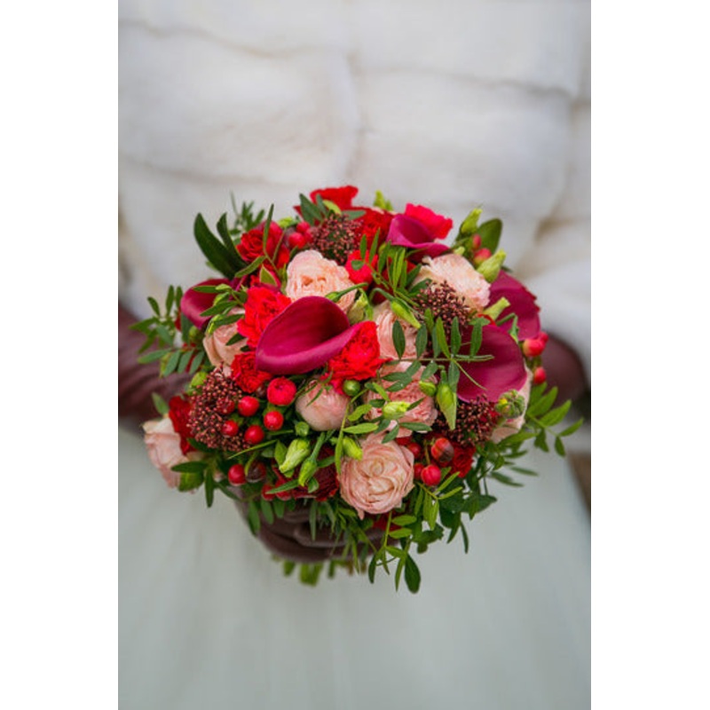 Red sensation bridal bouquet