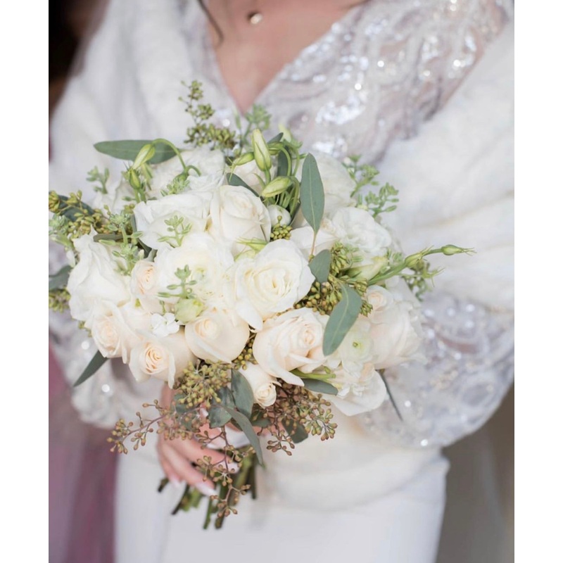 Irish cream bridal bouquet