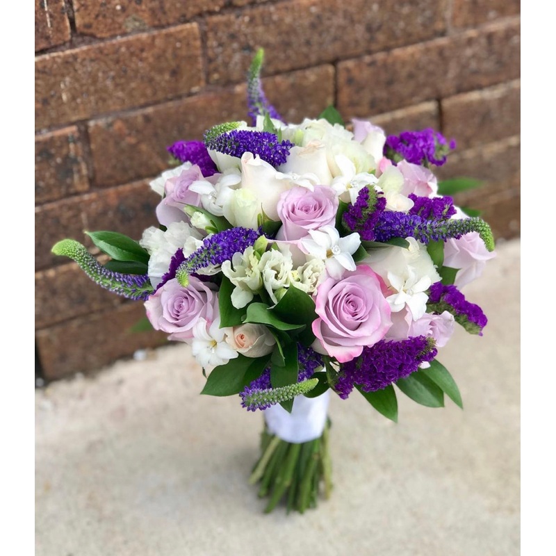 Lovely colors bridal bouquet