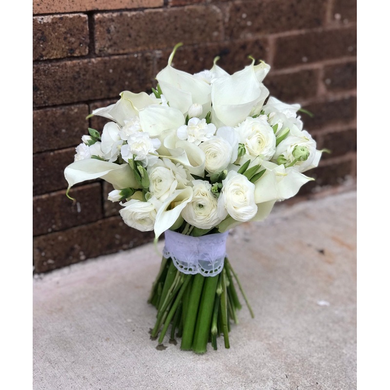 Morning glory bridal bouquet