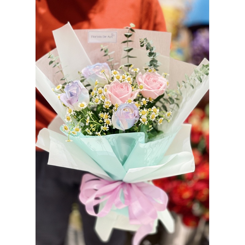 Aurora Roses | Hand Bouquet-Medium (5) & Large (11)