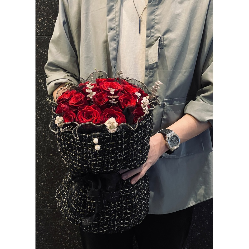 Roses L Channel | Premium Bouquet