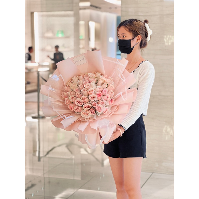 Signature Pink Roses | Flower Bouquet