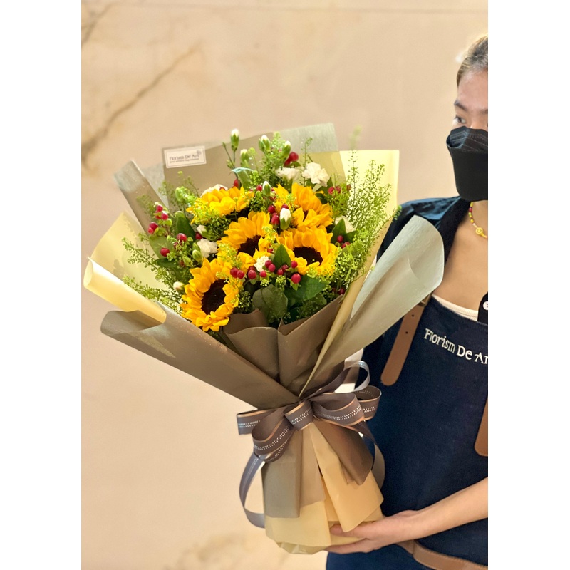 Sunny Side Up | Flower Bouquet