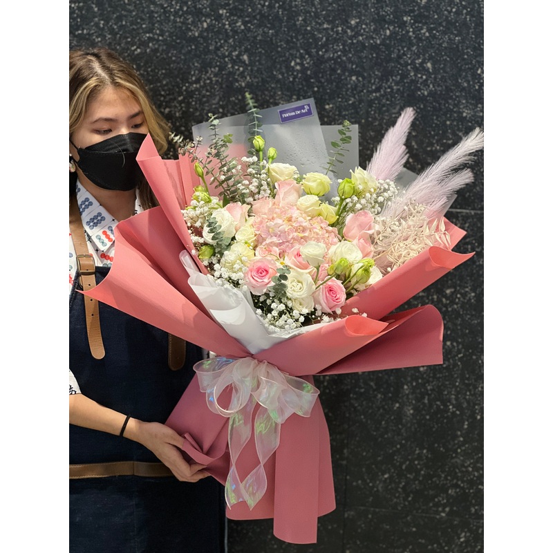 Sweetheart Bouquet | Flower Bouquet