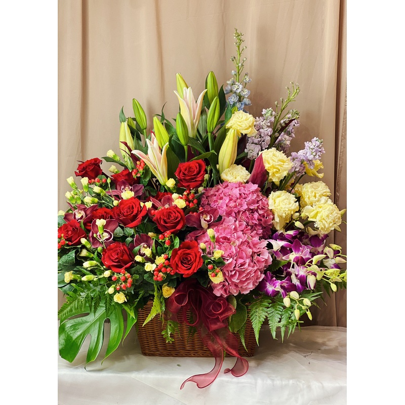 Grandiose Gesture Flower Basket | Flower Basket