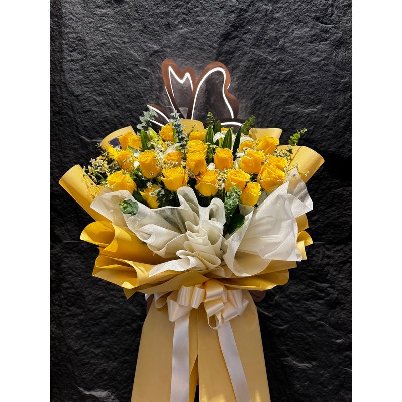 Popo’s Yellow Love | Flower-XL (40 yellow roses) & XXL (50 yellow roses)
