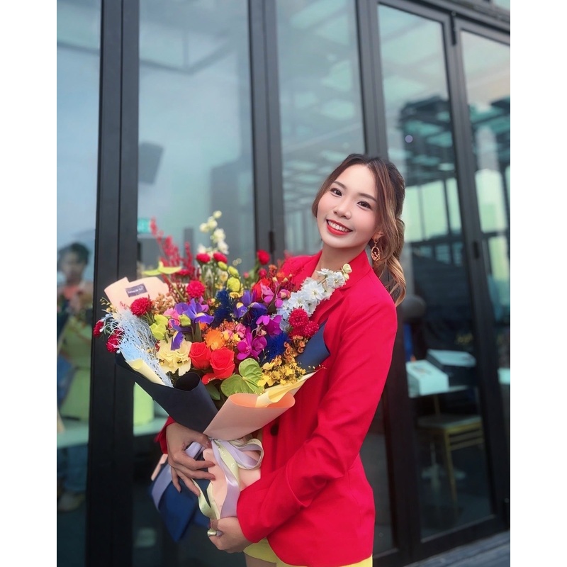 The Artisans Choice – A Bespoke Floral Box Experience