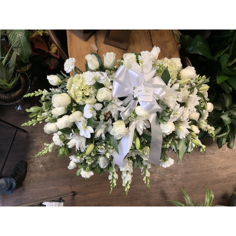 Casket Cover in White-Gold & Platinum