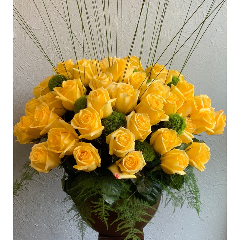 Roses – 5 dozen roses in a vase or urn