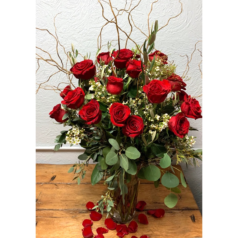 2 Dozen Roses in a Vase