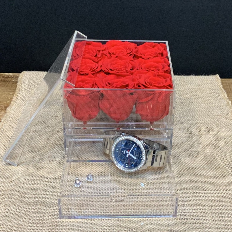 9 Preserved Red Roses in Acrylic Jewelry Box