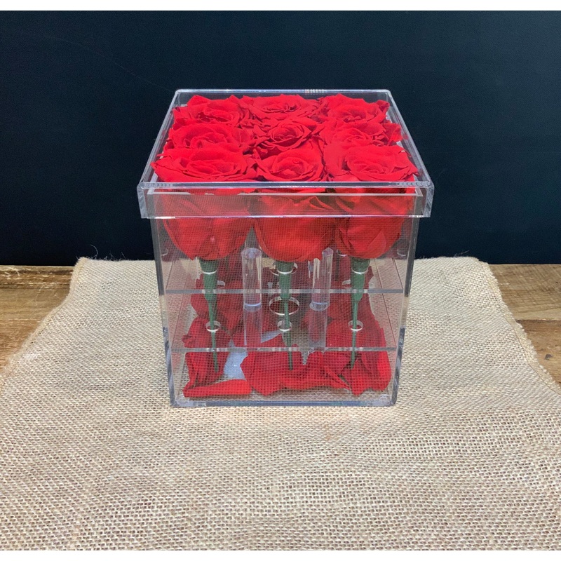 9 Preserved Roses in Decorative Acrylic Box