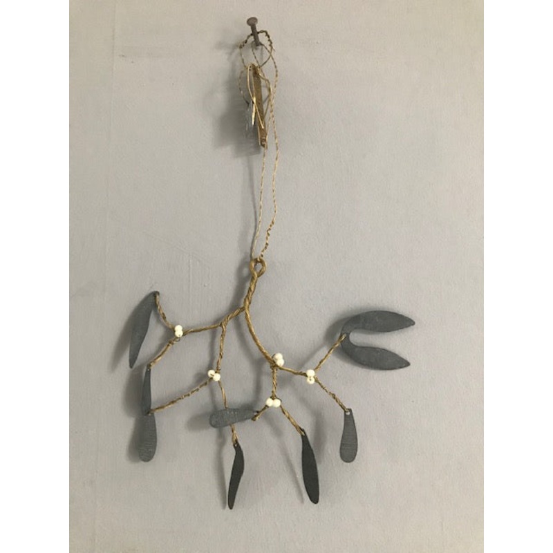 Mistletoe Decoration-approx 26cms long, inc hanging wire x 17cms wide