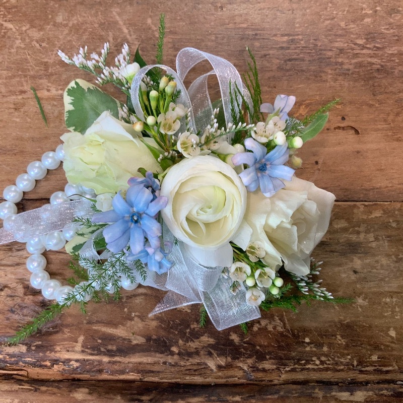 Spray Rose and Tweedia