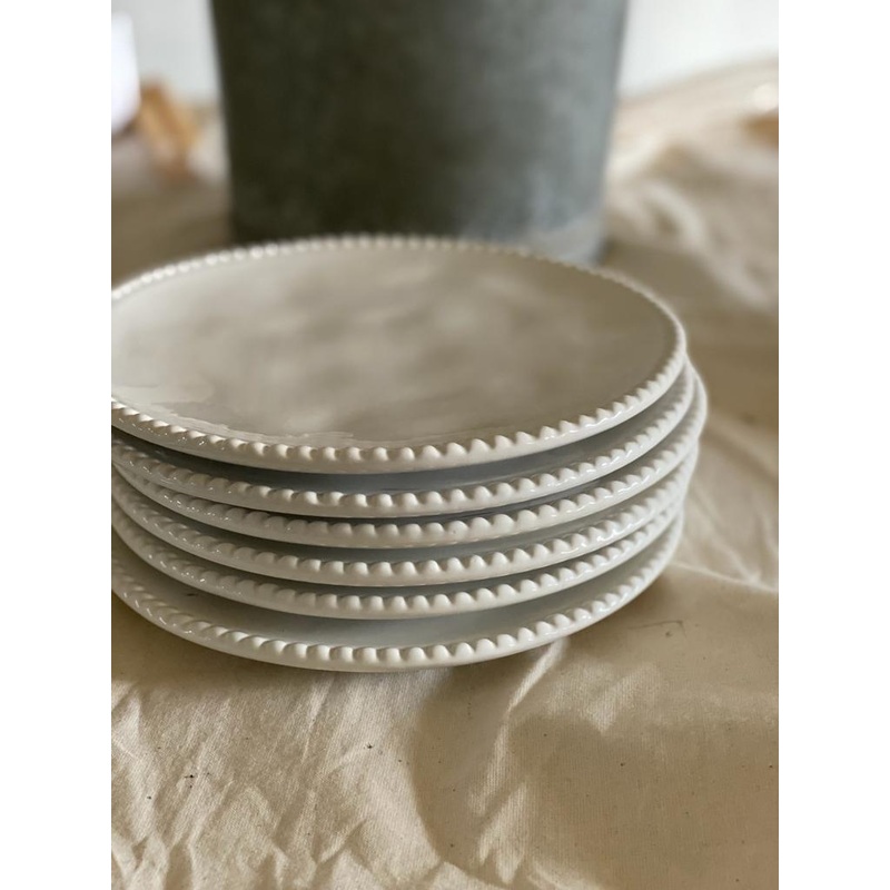 Ceramic Plate-White Glaze-21cms wide