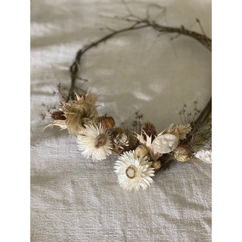 Willow Wreath-shades of neutrals with a touch of glitter-approx 26cms wide x 34cms high