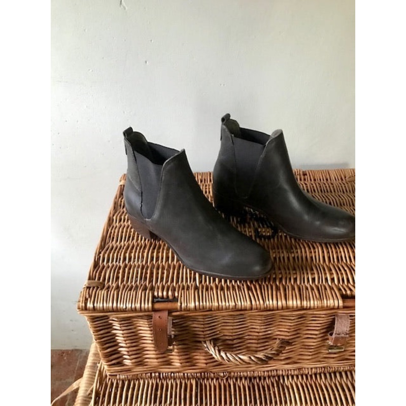 Block Heeled Boots by Hudson-brown leather ankle boots-41 / UK 8