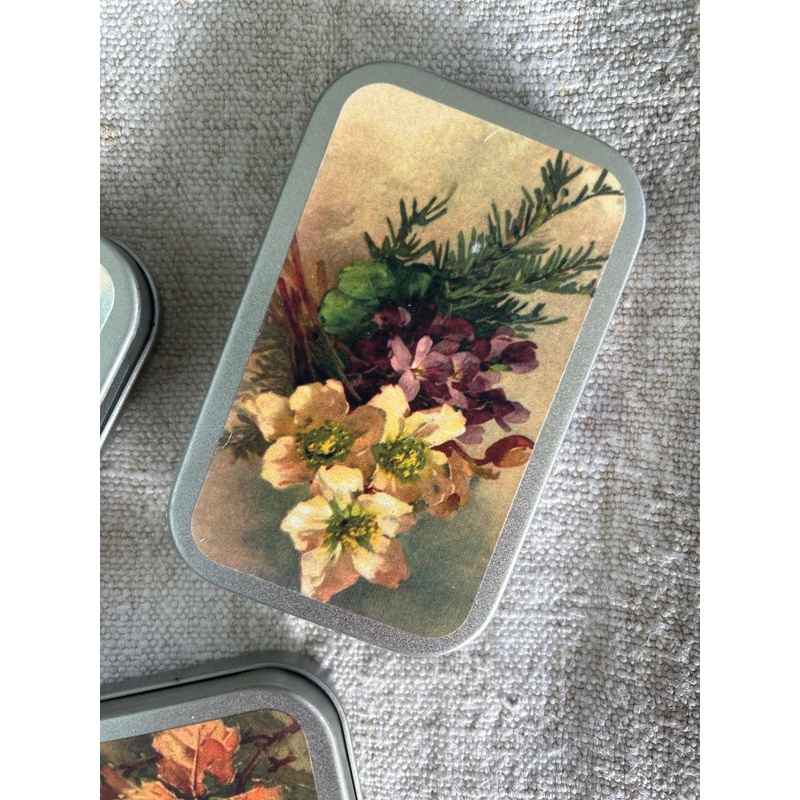 Tin of Pastilles-White hellebore