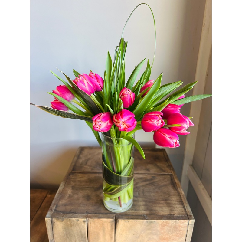 Double Tulips – Vased-Designer Choice Double Tulips hand tied and displayed in clear  vase – 85
