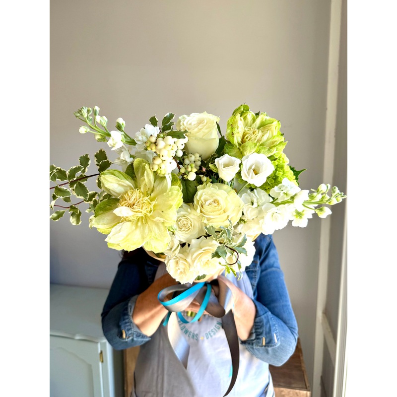 Love You Bunches – Whites & Greens