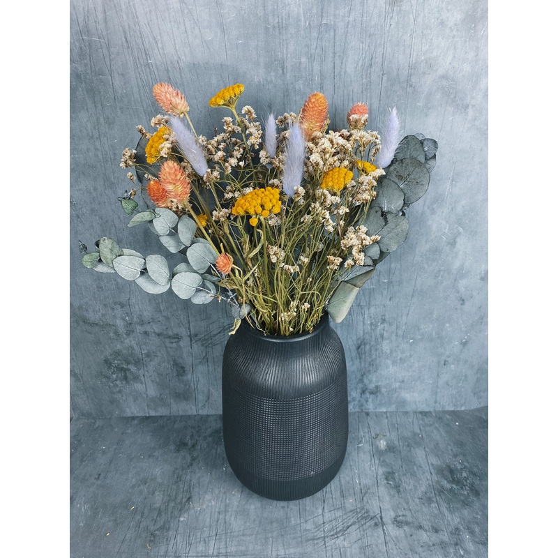 Anais DIY letterbox dried flowers