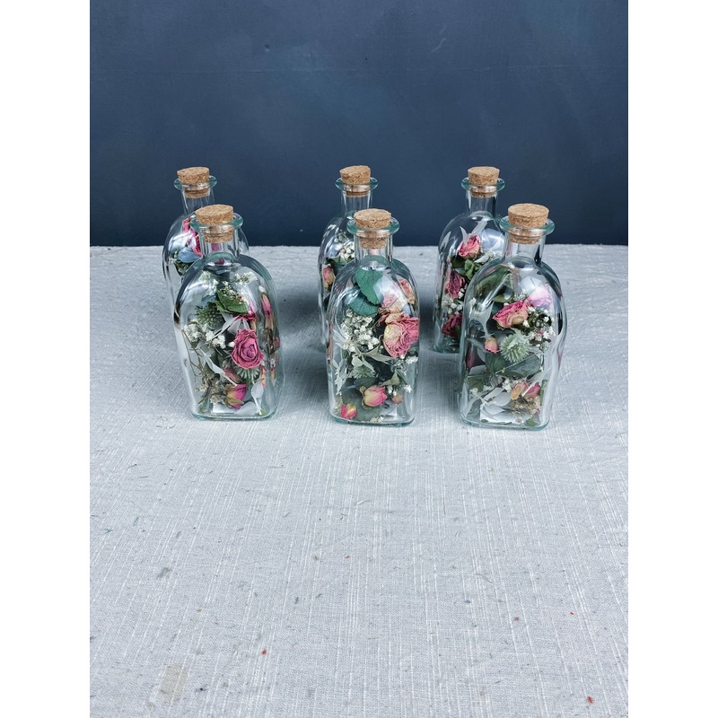 Dried flower glass bottle
