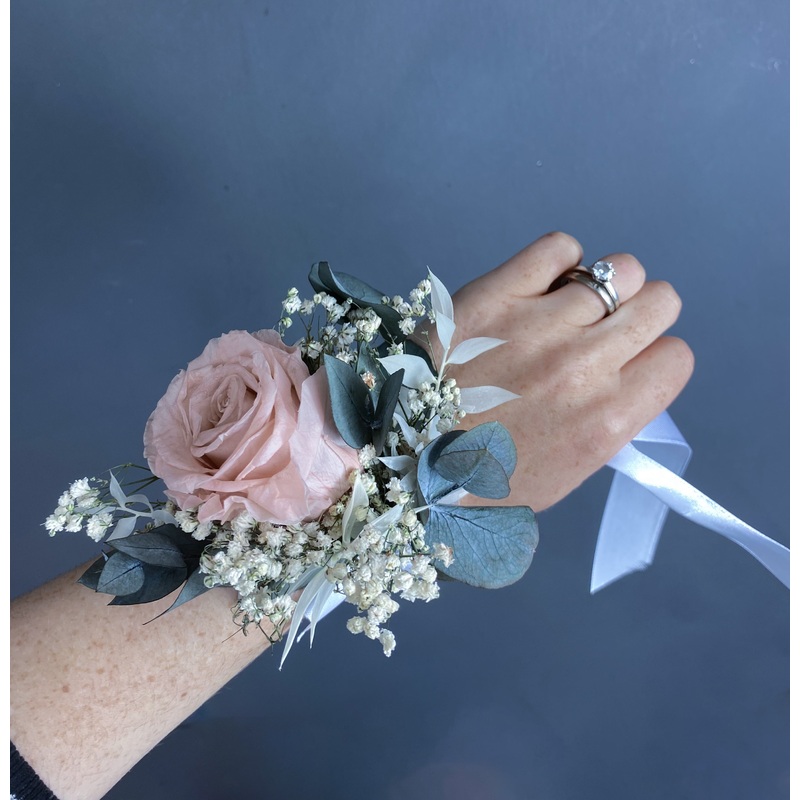 Elodie wrist corsage