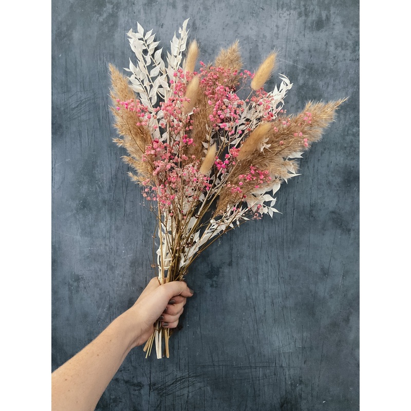Finella Dried Flower Bouquet