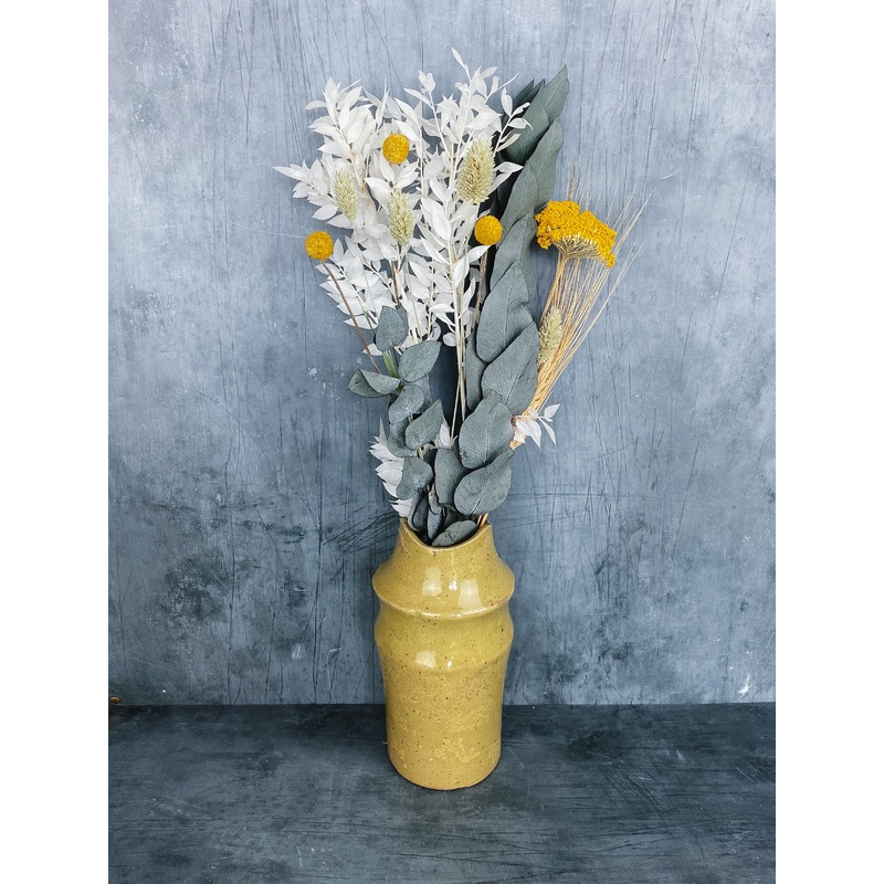 Flora Dried Flower Mini Arrangement