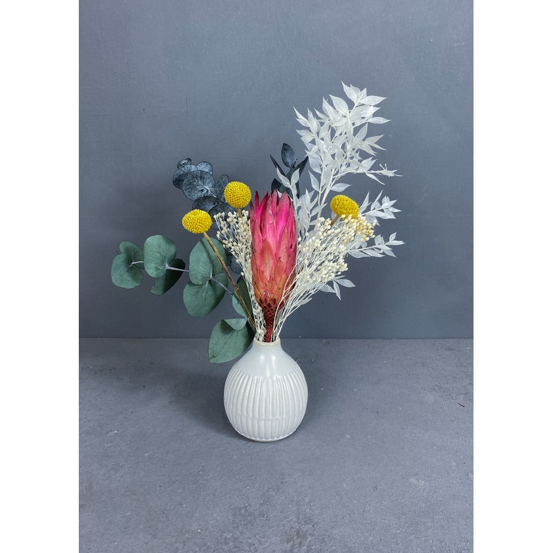 Odette dried flower mini arrangement