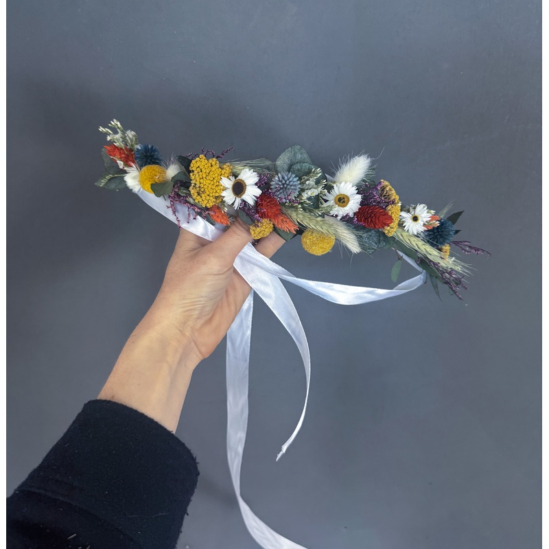 Tara dried flower crown