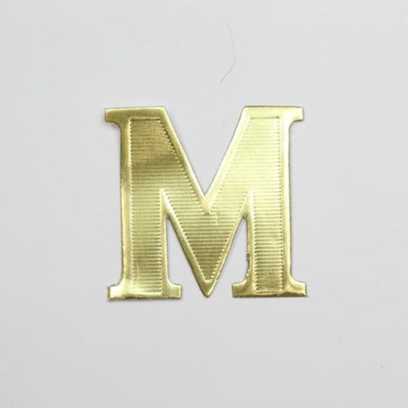 MJ40013/M (11699) – Block Letter M Gold 25/Bg
