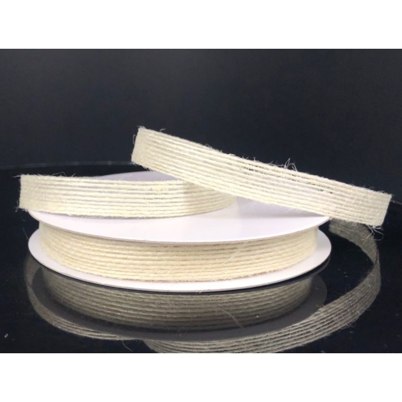 Q440801-18 (28330) – Narrow Burlap 3/8 X 10Y Ivory