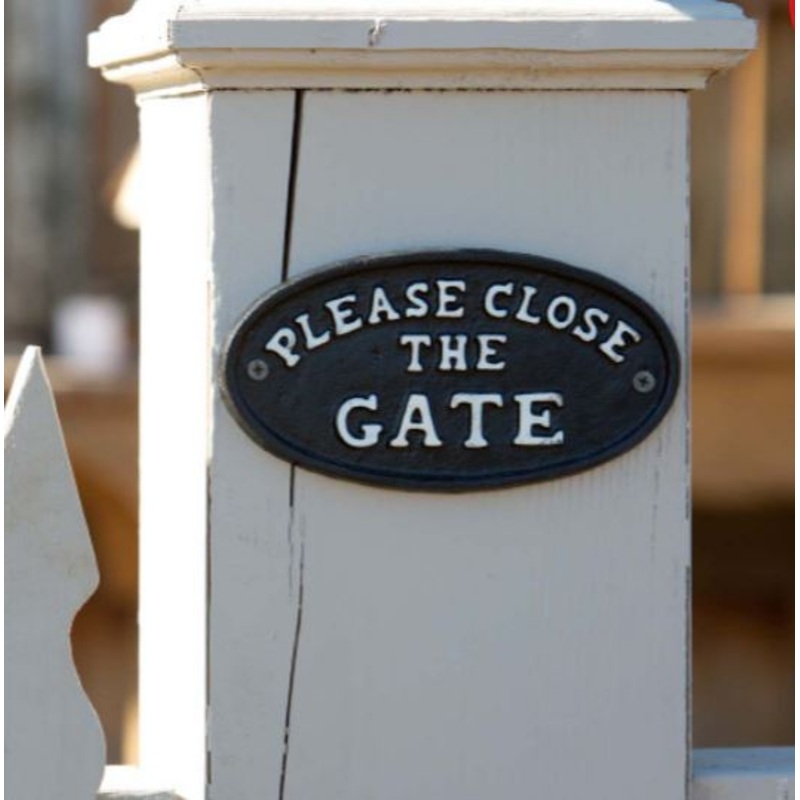 EWA82047 (21229) – Cast Iron Please Close Gate