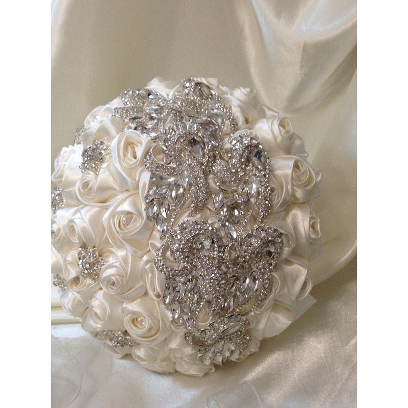 Crystal brooch wedding bouquet- by Crystal wedding uk